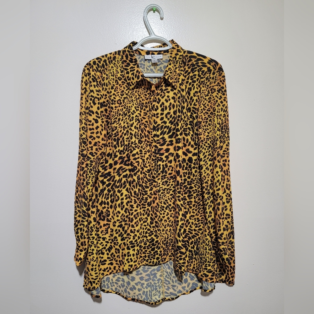 Lena Gabrielle Leopard‎ Print Button-Up Blouse